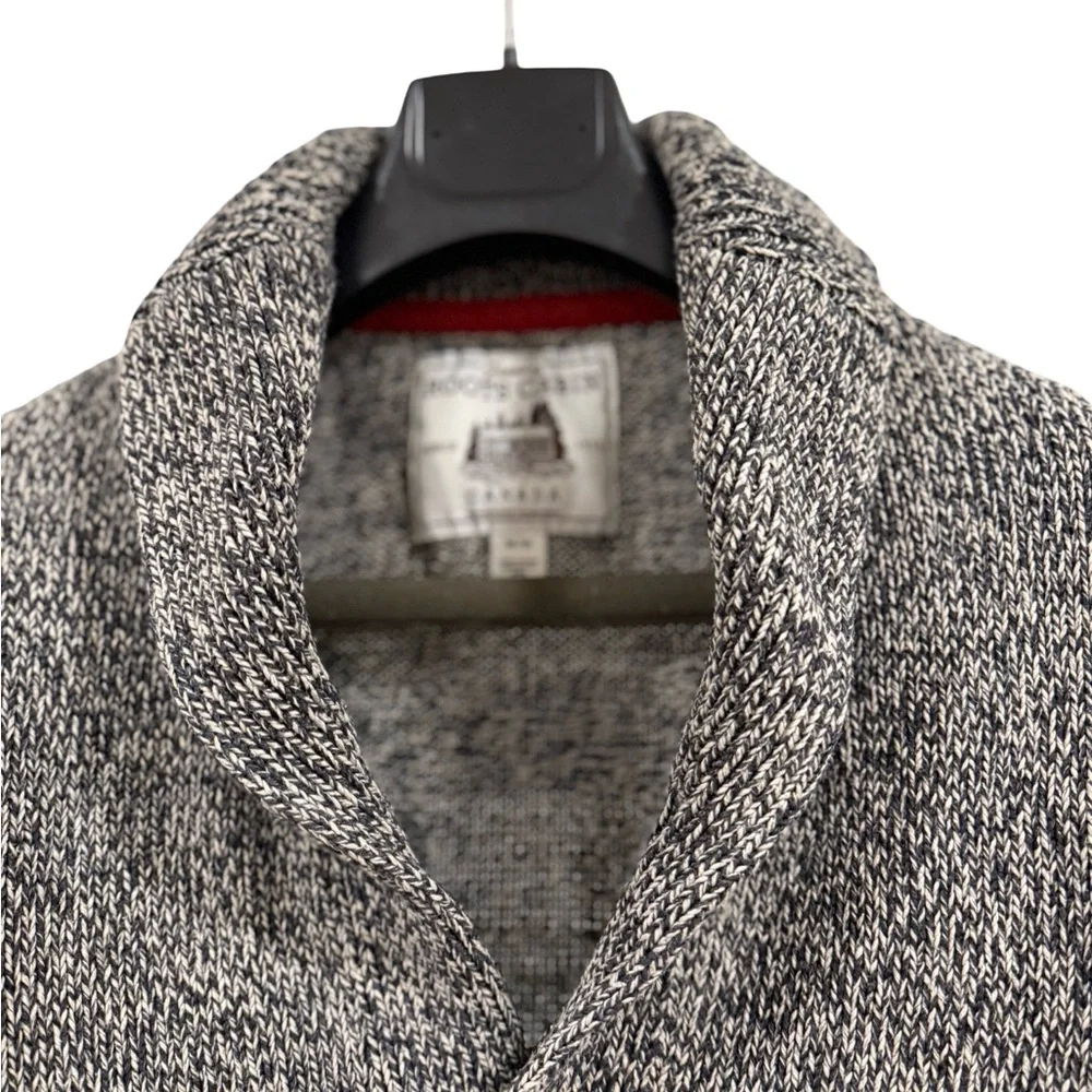 Roots Gray and Cream Cardigan with Red Accents - Picture 3 of 6